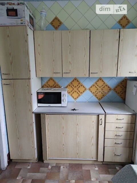 Здам в оренду кімнату на вул. Здолбунівська 3 довгостроково