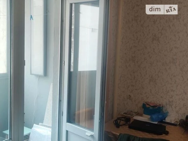 Здам в оренду кімнату на вул. Княжий Затон 15 довгостроково