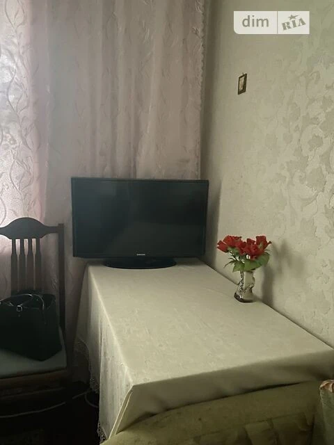 Здам в оренду кімнату на бул. Володимира Висоцького 6Б довго
