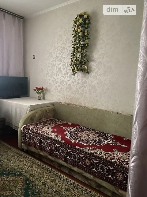 Здам в оренду кімнату на бул. Володимира Висоцького 6Б довго