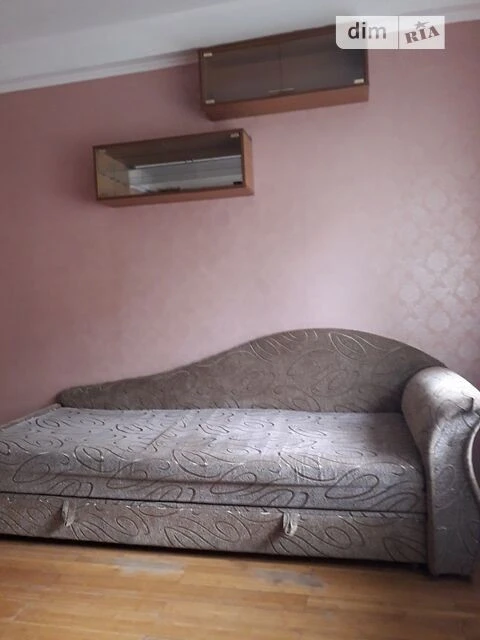 Довготривала оренда 2к квартири на вул. Івана Микитенка 11А