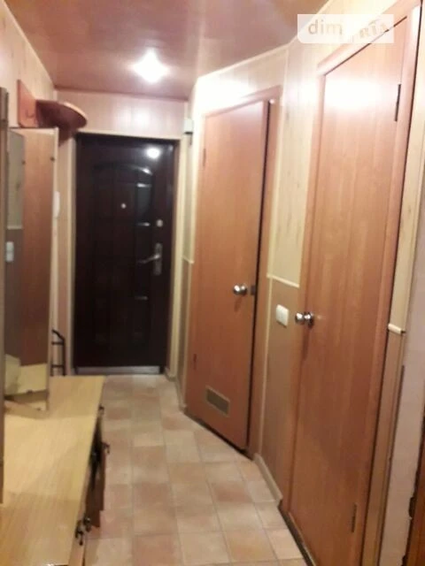 Довготривала оренда 2к квартири на вул. Івана Микитенка 11А