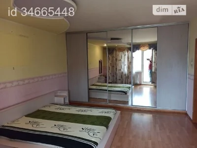 Довготривала оренда 4к квартири на вул. Бориса Гмирі 1Б/6 •