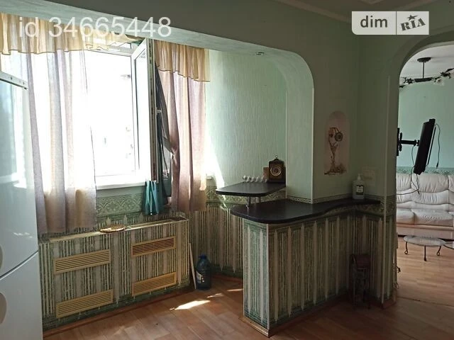 Довготривала оренда 4к квартири на вул. Бориса Гмирі 1Б/6 •