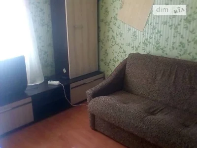 Здам в оренду кімнату на просп. Лісовий 12А довгостроково •