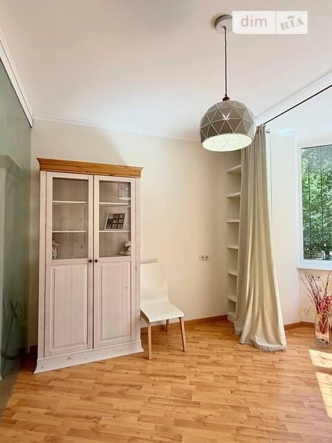 Довготривала оренда 2к квартири на вул. Салютна 1Б • ID 3466