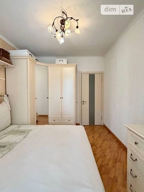 Довготривала оренда 2к квартири на вул. Салютна 1Б • ID 3466