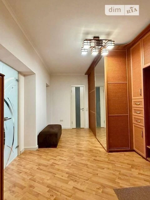 Довготривала оренда 2к квартири на вул. Салютна 1Б • ID 3466