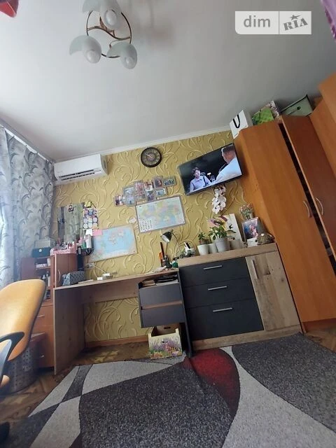 Здам в оренду кімнату на вул. Максима Берлінського 27 довгос