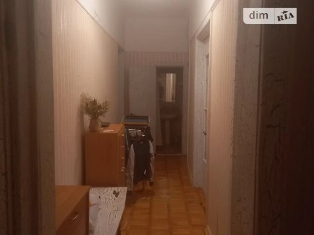 Здам в оренду кімнату на вул. Богдана Хмельницького 47 довго