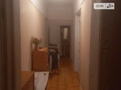 Здам в оренду кімнату на вул. Богдана Хмельницького 47 довго