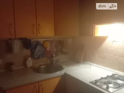 Здам в оренду кімнату на вул. Богдана Хмельницького 47 довго