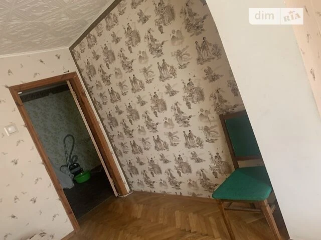 Здам в оренду кімнату на пров. Леопольда Ященка 10 довгостро