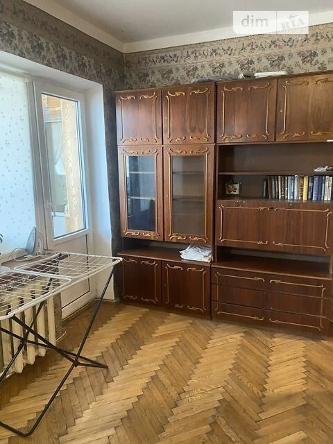 Здам в оренду кімнату на пров. Леопольда Ященка 10 довгостро