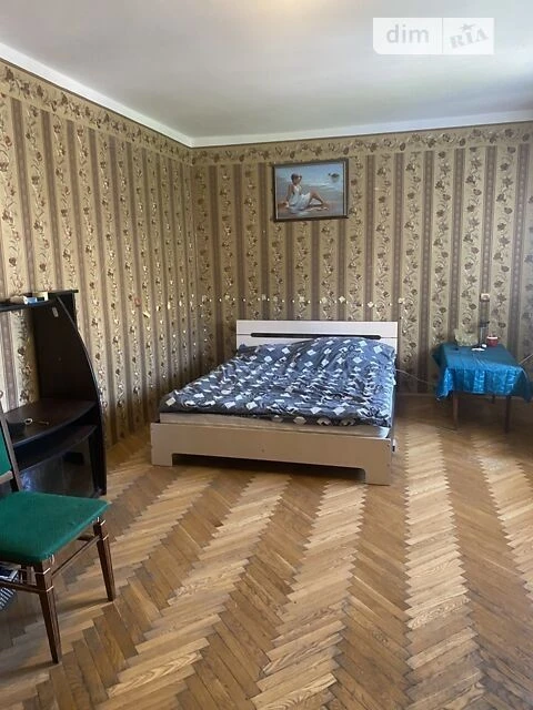 Здам в оренду кімнату на пров. Леопольда Ященка 10 довгостро