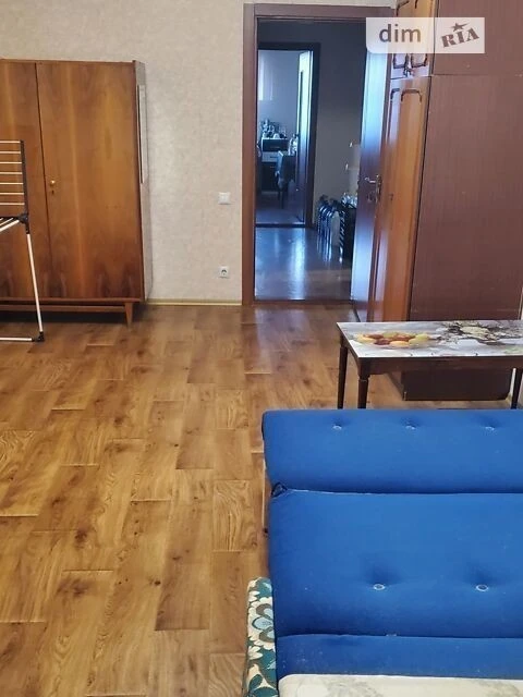 Здам в оренду кімнату на вул. Здолбунівська 13 довгостроково