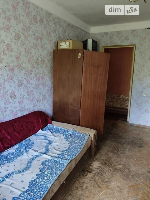 Здам в оренду кімнату на вул. Євгена Сверстюка 8А довгострок