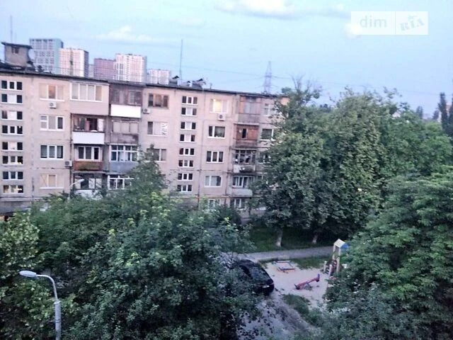 Здам в оренду кімнату на вул. Івана Виговського 20В довгостр