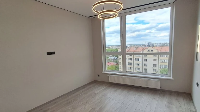 1,5 кімнатна квартира в центрі Івано-Франківська_vv