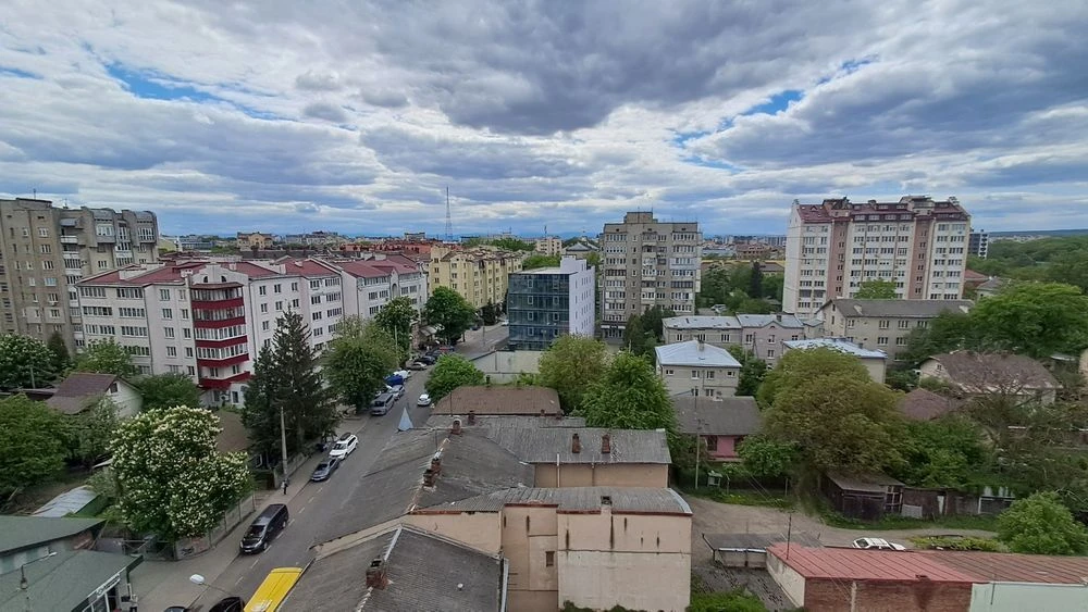 1,5 кімнатна квартира в центрі Івано-Франківська_vv