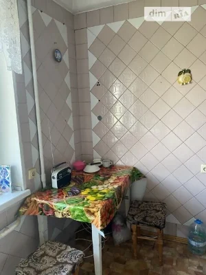 Здам в оренду кімнату на вул. Ореста Левицького 6 довгострок