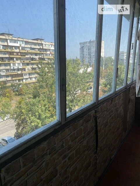 Здам в оренду кімнату на вул. Ореста Левицького 6 довгострок