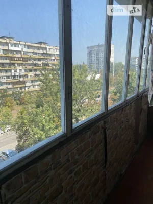 Здам в оренду кімнату на вул. Ореста Левицького 6 довгострок