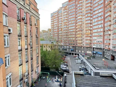 Квартира. Київ, Золотоустівська вул.