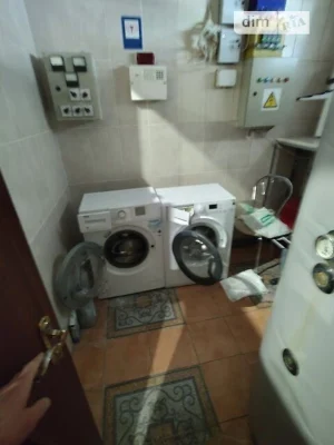 Здам в оренду кімнату на вул. Переяславська довгостроково •