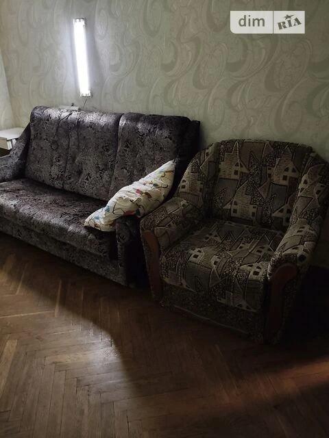 Здам в оренду кімнату на вул. Березняківська 20 довгостроков