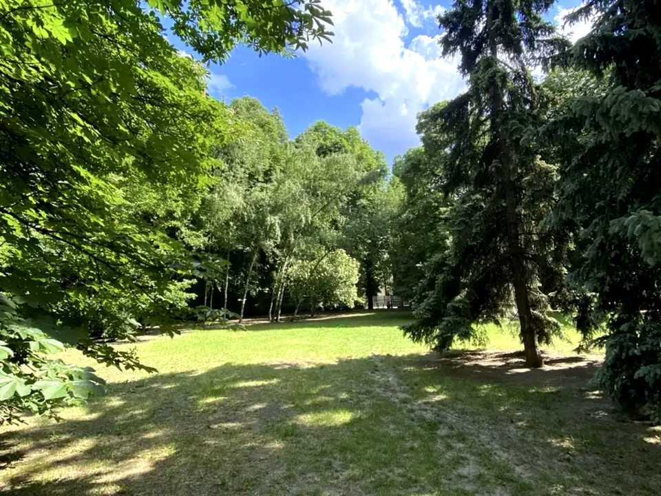 Квартира. Київ, Інститутська вул.