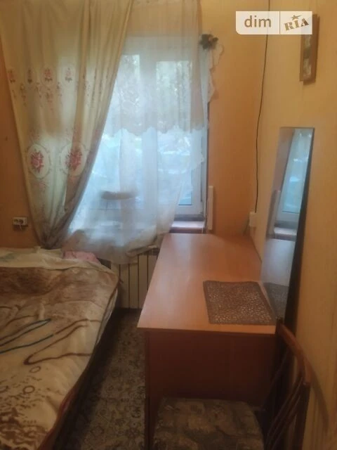 Здам в оренду кімнату на вул. Центральна Садова довгостроков