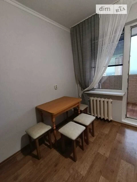Довготривала оренда 1к квартири на вул. Ващенка Григорія 3 •