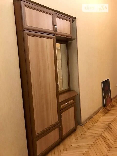 Довготривала оренда 2к квартири на вул. Саксаганського 28, к