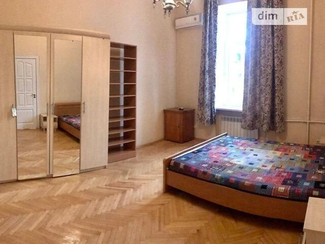 Довготривала оренда 2к квартири на вул. Саксаганського 28, к