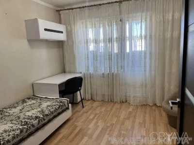 4-комнатная квартира, 100 м.кв.