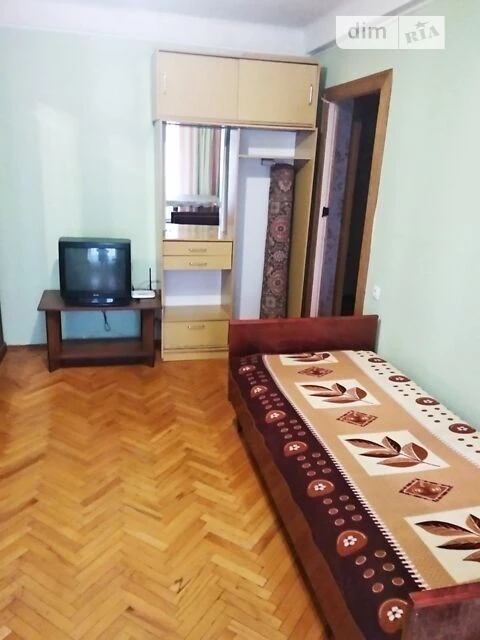 Здам в оренду кімнату на вул. Березняківська 22 довгостроков