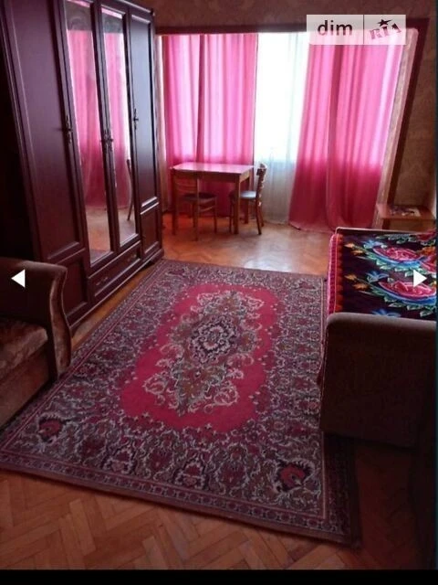 Здам в оренду кімнату на вул. Березняківська 22 довгостроков