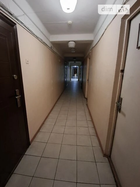 Здам в оренду кімнату на вул. Кубанської України довгостроко