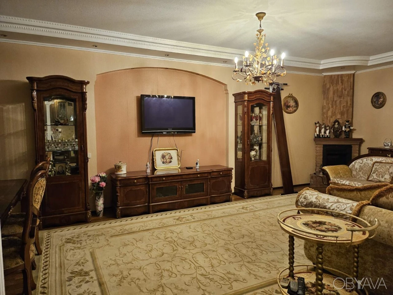 2-комнатная квартира, 90 кв. м