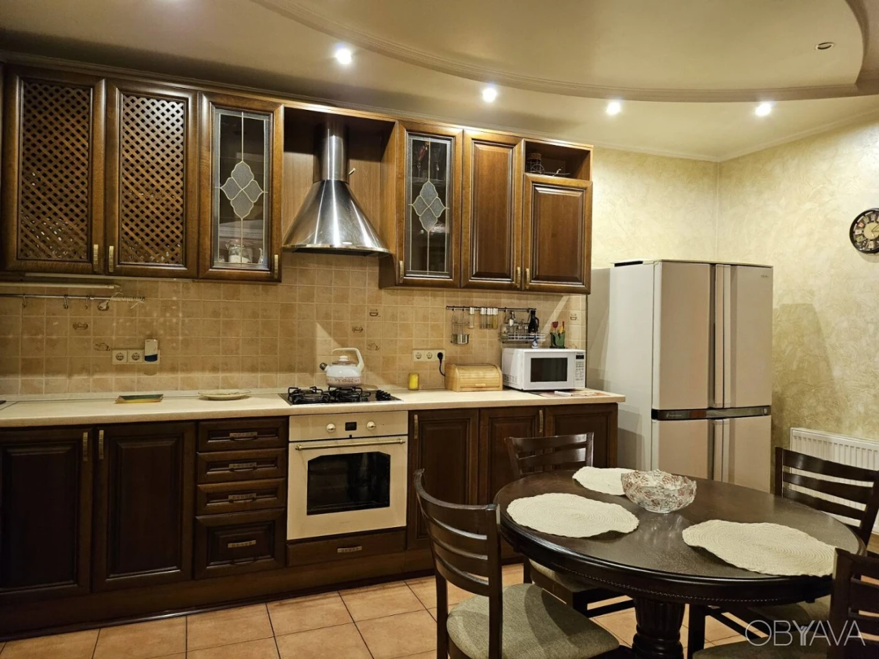 2-комнатная квартира, 90 кв. м