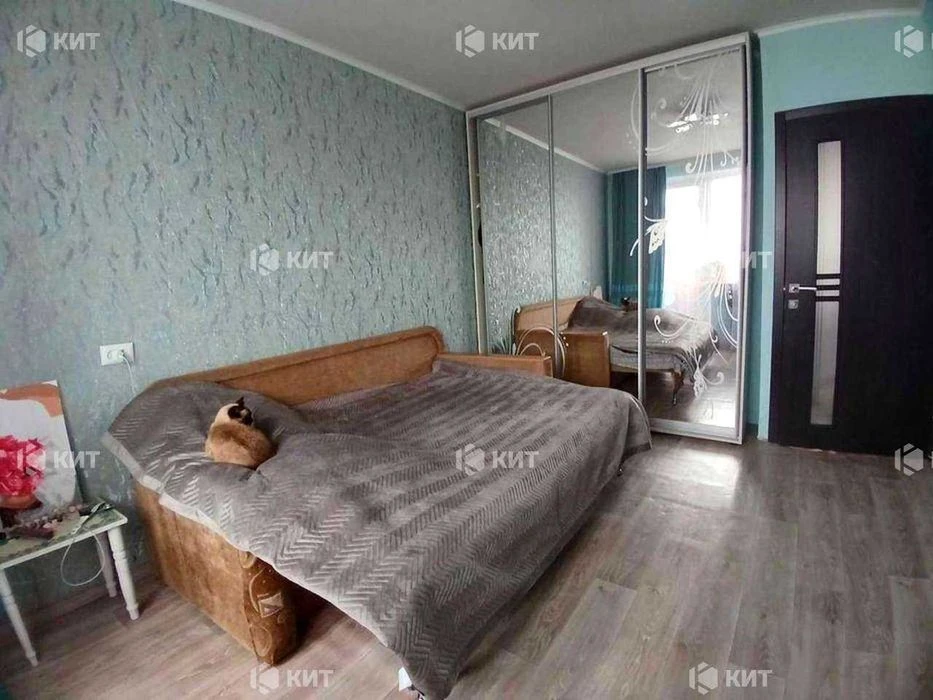 3 rooms. 65 sq. m. Kholodnaya Gora, Kholodnaya Gora metro station, Ilyinskaya St. 61,