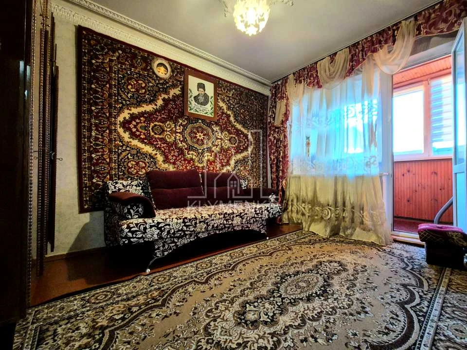 Квартира. Київ, Воскресенський просп. (Перова)