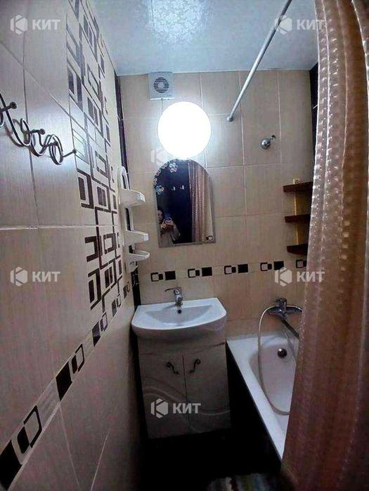 3 rooms. 65 sq. m. Kholodnaya Gora, Kholodnaya Gora metro station, Ilyinskaya St. 61,
