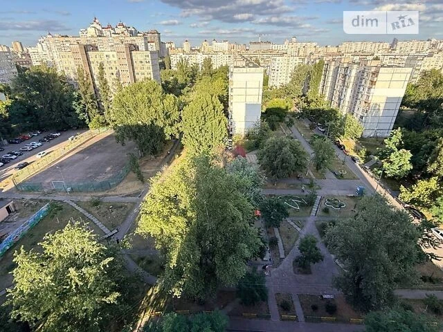 Довготривала оренда 1к квартири на вул. Левка Лук'яненка 1Б