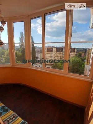 Довготривала оренда 3к квартири на вул. Осіння 33 • ID 34591