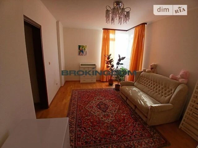 Довготривала оренда 3к квартири на вул. Осіння 33 • ID 34591
