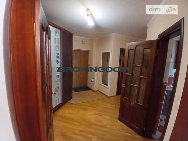 Довготривала оренда 3к квартири на вул. Осіння 33 • ID 34591