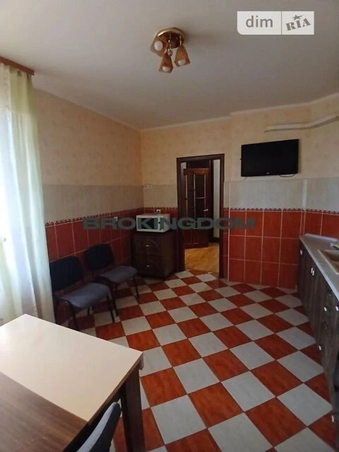 Довготривала оренда 3к квартири на вул. Осіння 33 • ID 34591