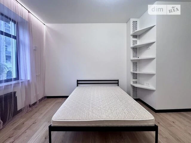 Довготривала оренда 2к квартири на вул. Спаська 9 • ID 33153
